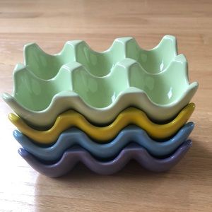 Ceramic Egg Holder set of 4 Easter Decor NWOT